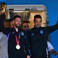 Argentina con Messi y la Copa del Mundo llegó a tierras albicelestes en medio de una multitud