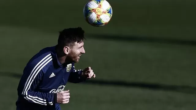 Scaloni confirma que Messi jugará contra Venezuela | Foto: AFP.