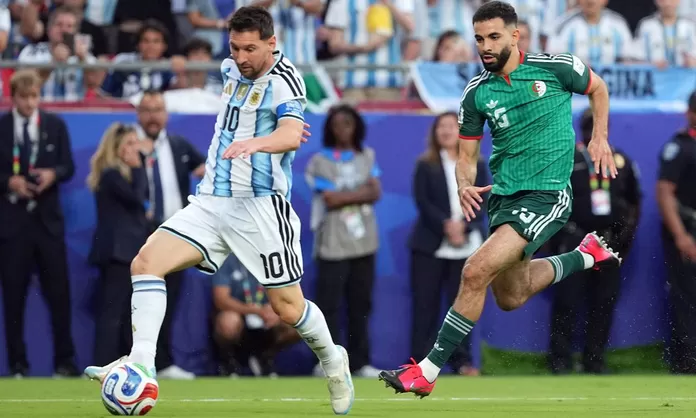 Argentina won 3-0 to Algeria: Lionel Messi Triplet and a World History Record