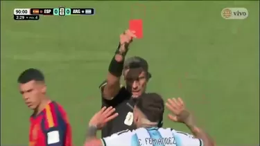 Enzo Fernández vio roja por falta sobre Cubarsi en la final del Mundial. (Video: América TV)