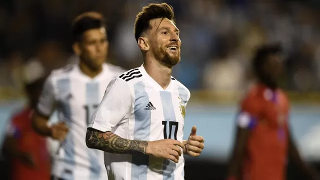 Argentina vs Haití: Messi marcó su segundo gol con muchas licencias