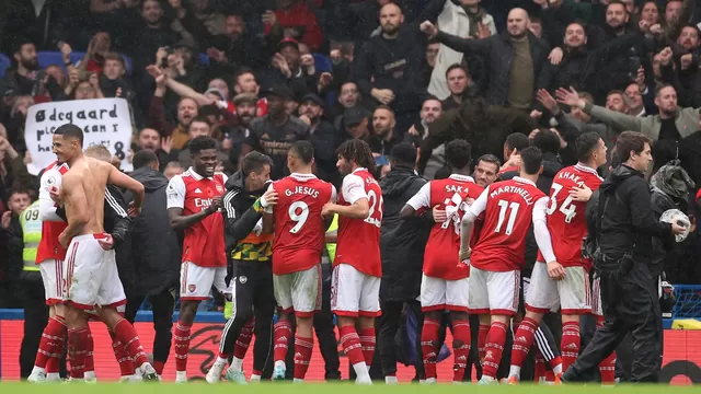 Arsenal derrotó 1-0 al Chelsea y se mantiene como líder de la Premier League