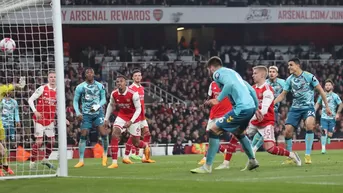 Arsenal igualó 3-3 frente al colero Southampton por la Premier League