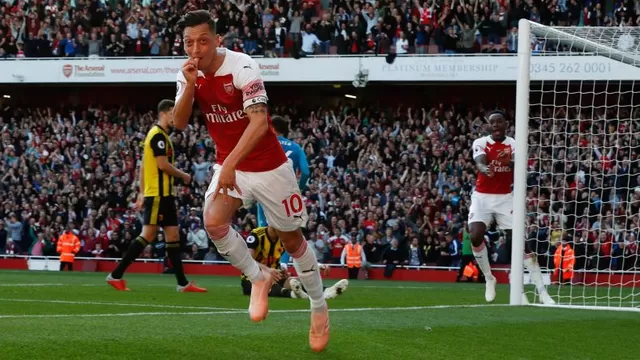 Arsenal sumó 15 puntos y está en la quinta casilla de la Premier | AFP