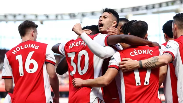 Arsenal venció 2-1 al Leeds y se metió al 'Top 4' de la Premier League