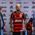 Arturo Vidal fue presentado oficialmente como jugador de Flamengo