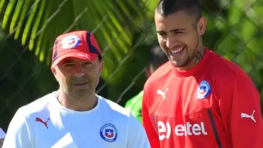 Arturo Vidal seguir&amp;aacute; jugando para la &amp;#039;Roja&amp;#039; en Chile 2015 (Foto: AFP)