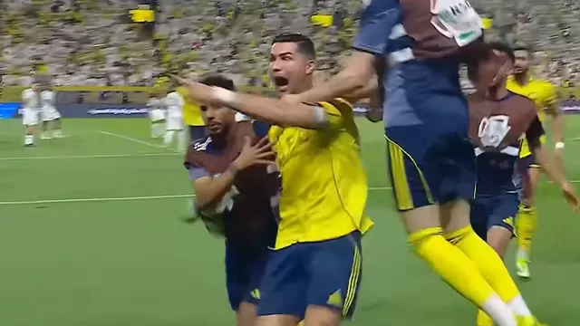 Cristiano Ronaldo se elevó en el ára y anotó tremendo golazo para el triunfo del Al Nassr vs Al Ahli / Fuente: Canal N