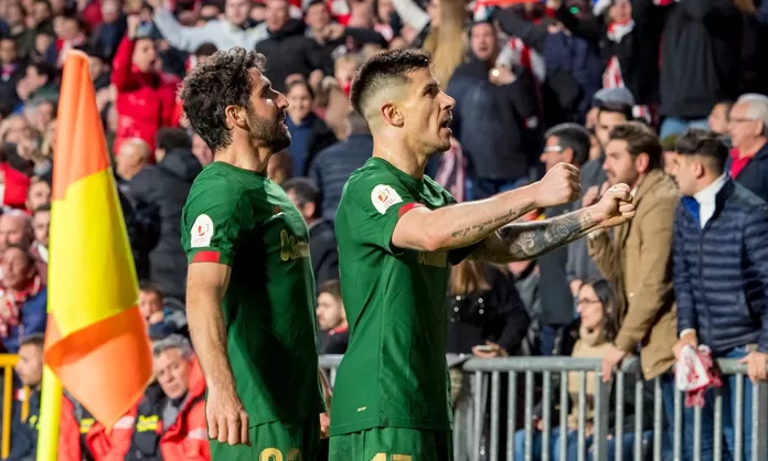 Athletic de Bilbao pasó a la final de la Copa del Rey, pese a perder 2 ...
