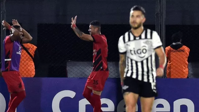 Athletico Paranaense venció 2-1 a Libertad en Asunción por el grupo de Alianza Lima