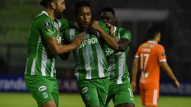 Arquímedes Figuera, ex-Universitario, jugó en La Guaira. Arquímedes Figuera, ex-Universitario, jugó en La Guaira.