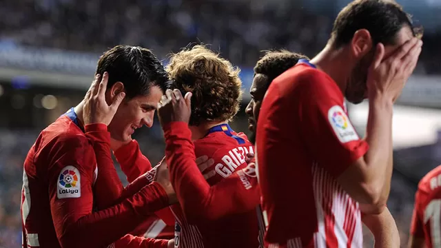 Atlético superó 2-0 a la Real Sociedad y mantiene la persecución al Barcelona