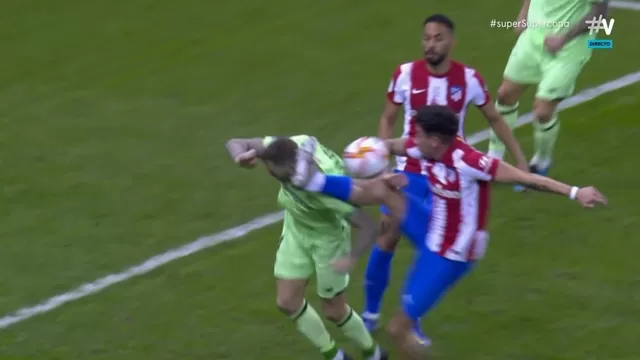 Atlético vs. Athletic: Terrible planchazo le costó la roja a Josema Giménez