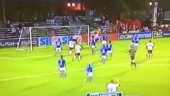 Aurelio Saco-Vértiz se falló gol increíble en el Strikers vs. Schalke