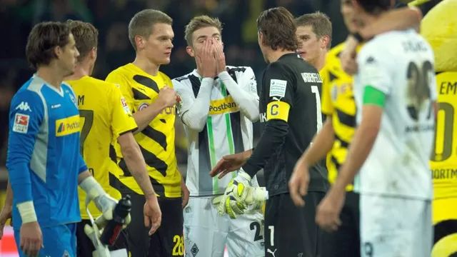 'Autogolazo' desde media cancha le dio el triunfo al Borussia Dortmund