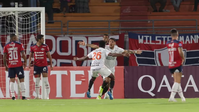 Ayacucho FC venció 2-0 de visita al Wilstermann por la Copa Sudamericana 