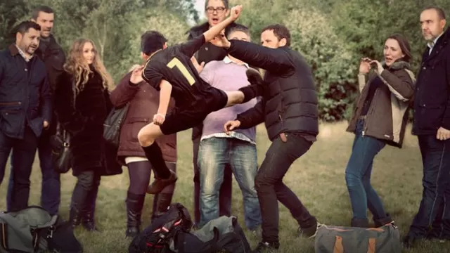 La celebración de Mario Balotelli con el Manchester City en el 2012 (Bad Boys FC)-foto-5