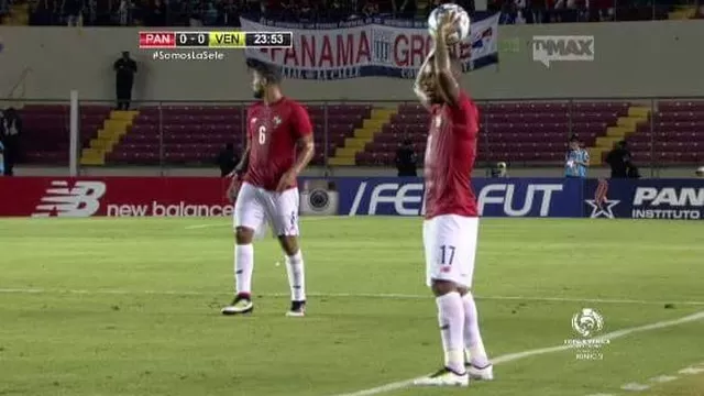 Banderola de Alianza Lima apareció en el amistoso Panamá vs. Venezuela-foto-2