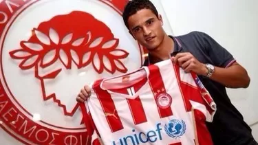 Barcelona cede al holandés Afellay al Olympiakos