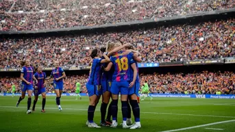 Barcelona goleó 5-1 al Wolfsburgo con un récord de asistencia en el fútbol femenino