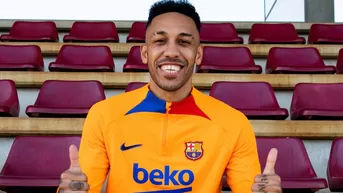 Barcelona oficializó la incorporación de Pierre-Emerick Aubameyang