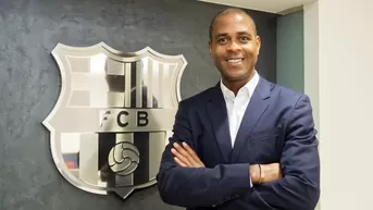 Barcelona:  Patrick Kluivert toma fuerza para ser reemplazo de Quique Setién