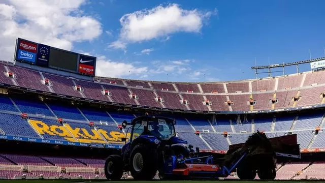 Barcelona dio detalles de la renovación del césped de su estadio. | Video: YouTube