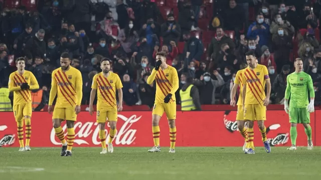 Barcelona vio escapar la victoria en Granada en el minuto 89
