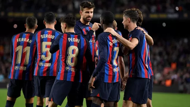 Barcelona venció 2-0 al Almería en el último partido de Piqué en el Camp Nou