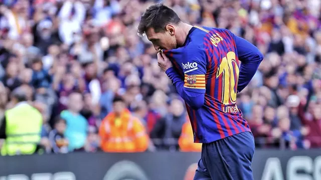 Messi bes&amp;oacute; el escudo del Barcelona en el primer gol. | Foto: FC Barcelona.