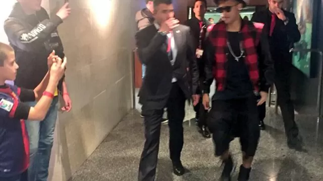 Neymar llegando al Camp Nou. (Foto: Captura de video)-foto-2