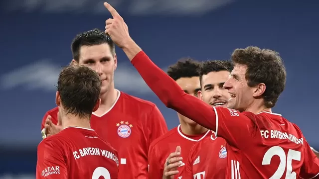 Thomas Müller marcó un doblete. | Foto: AFP/Video: YouTube Bundesliga