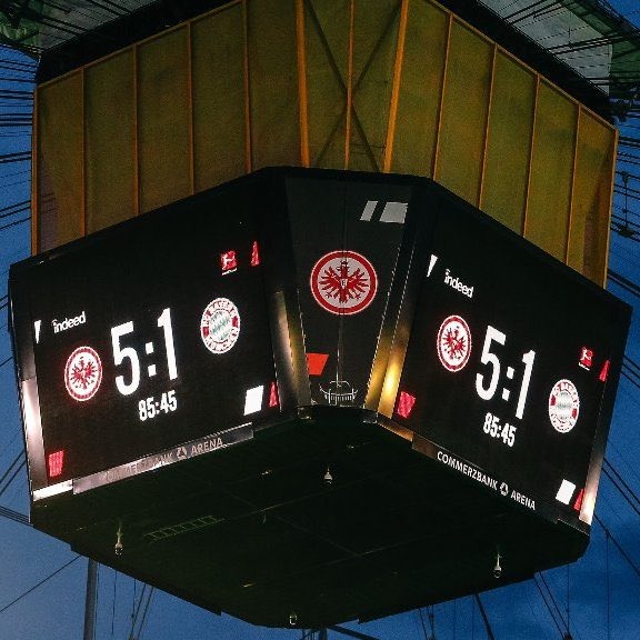 Eintracht Frankfurt 5-1 Bayern Munich. | Foto: @eintracht_esp