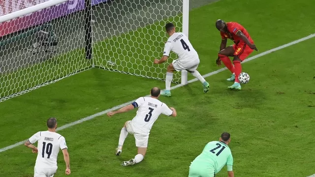Bélgica vs. Italia: Romelu Lukaku se perdió el 2-2 en clamoroso blooper