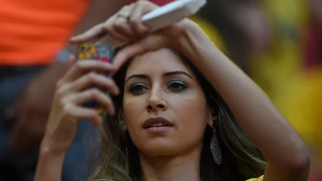 Las colombianas más bellas que nunca paran de alentar a su selección-foto-8