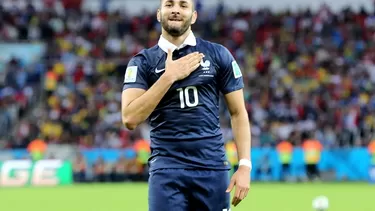 Benzema cree que Deschamps ha cedido a &quot;una parte racista de Francia&quot;