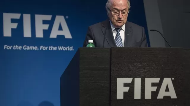 Joseph Blatter anunci&amp;oacute; su salida de la FIFA el 2 de junio (Foto: AFP)