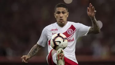 El nombre de Paolo Guerrero sigue sonando en el cuadro xeneize. | Foto: AFP