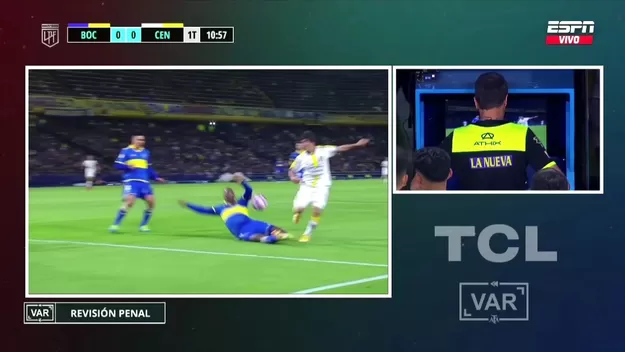 Boca Juniors vs. Rosario Central: VAR cobró mano en el área de Advíncula y penal para el 'Canalla'