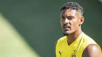 Haller debutó en la Champions League en septiembre de 2021 marcando cuatro goles. | Video: UEFA