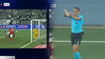 Fogao anotó el 2-0 de Botafogo vs Cienciano pero el VAR lo anuló por acción de Danilo