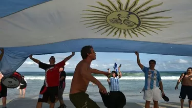 Brasil: Hincha argentino murió de un infarto tras la victoria sobre Irán