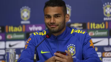 Brasil: Neymar hace temblar a su compañero Thiago Maia