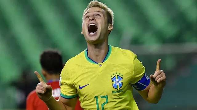 Brasil venció 2-1 a Paraguay y clasificó como líder del grupo A del Sudamericano Sub-20