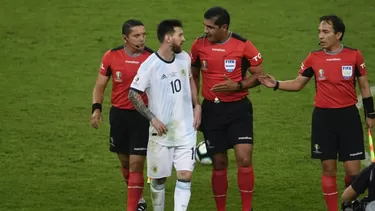 Brasil vs Argentina: Olé critica duramente al arbitraje con su portada Brasil vs Argentina: Olé critica duramente al arbitraje con su portada