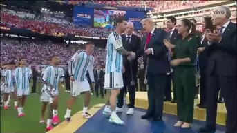 Un buen perdedor: la cara de Lionel Messi al recibir la medalla de subcampeón