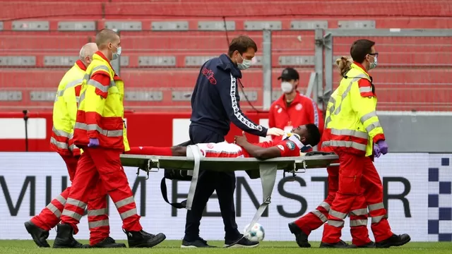 Taiwo Awoniyi, futbolista nigeriano de 22 años. | Foto: AFP/Video: Twitter