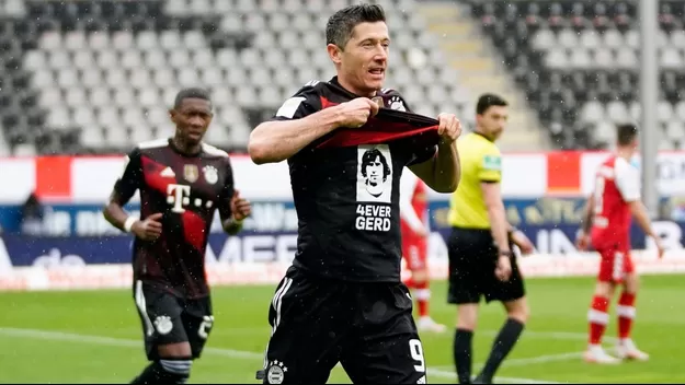 Bundesliga: Lewandowski iguala el récord de Gerd Müller de 40 goles en una temporada