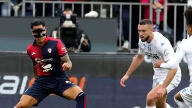 Gianluca Lapadula jugó el primer tiempo del encuentro, por un golpe tuvo que dejar la cancha / Foto: AFP