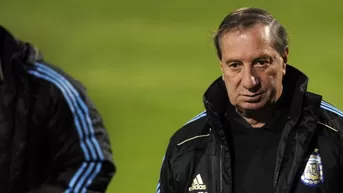 Aumenta la preocupación por el estado de salud del argentino Carlos Bilardo